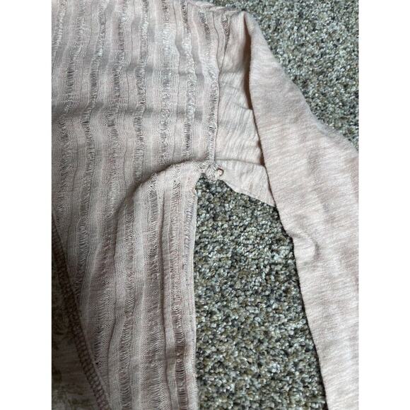 Miss Me Knit Light Pink & Gold Studded Lightweight Shirt Top Size Medium - Picture 3 of 7